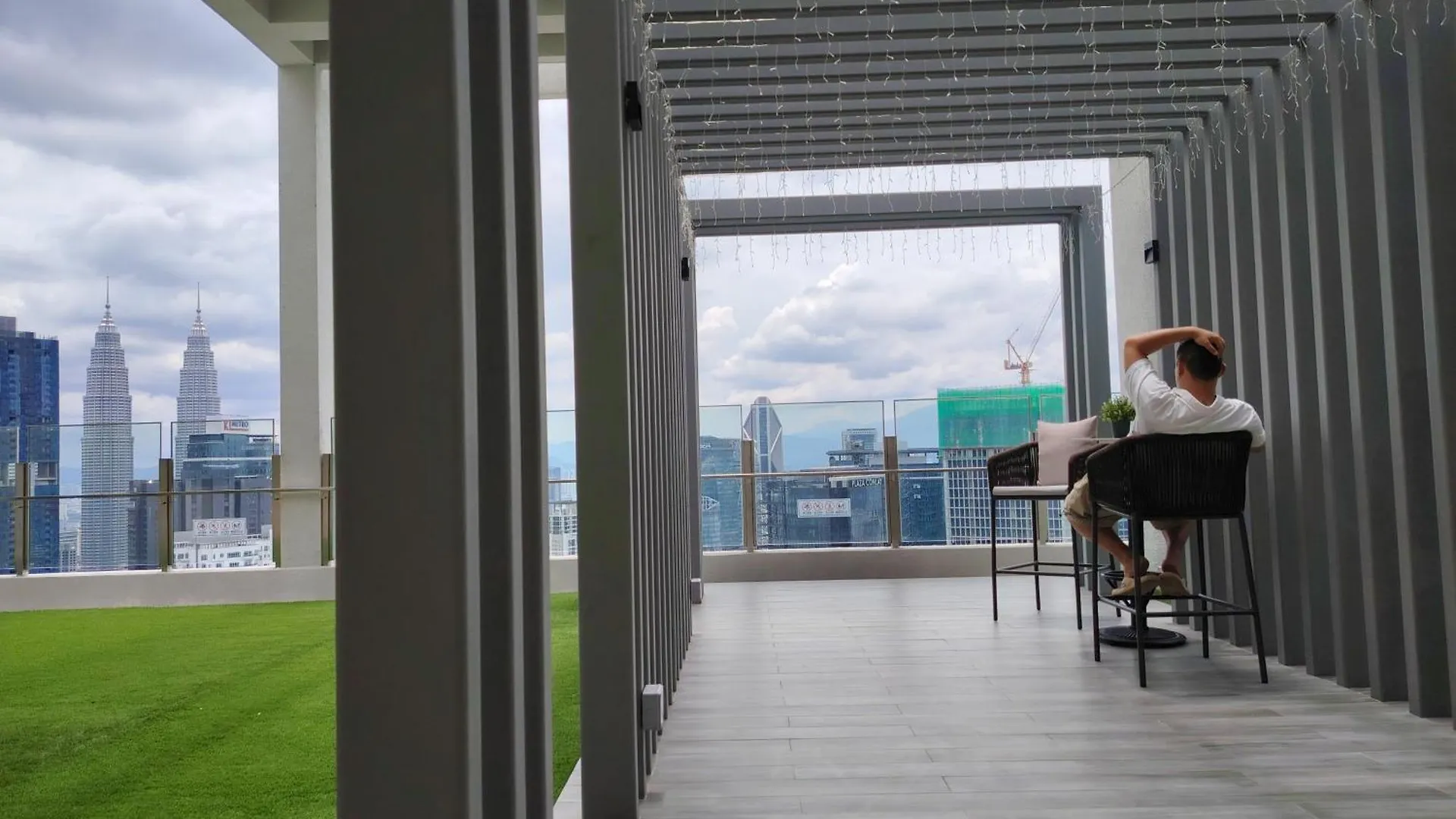 Agile Residences By Luna Kuala Lumpur